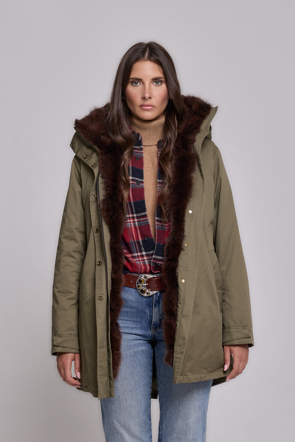 Parka Elegant Brown con Collo Alto e Gilet in pelliccia Removibile