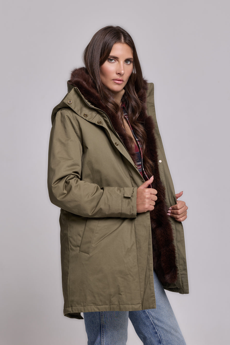 Parka Elegant Brown con Collo Alto e Gilet in pelliccia Removibile