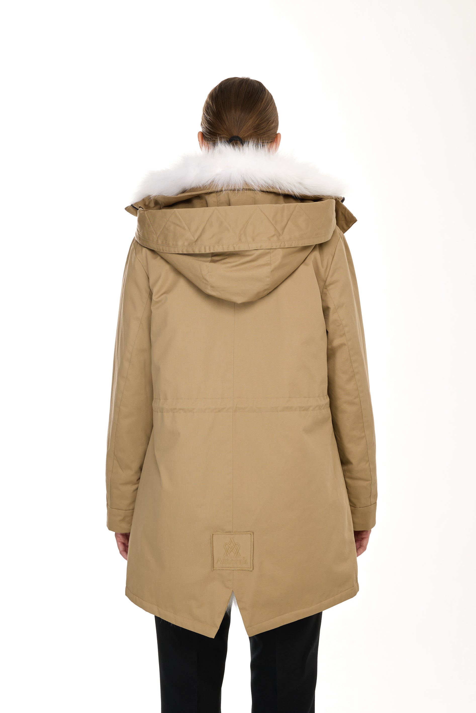 Elegant White Parka with high neck and removable fur vest