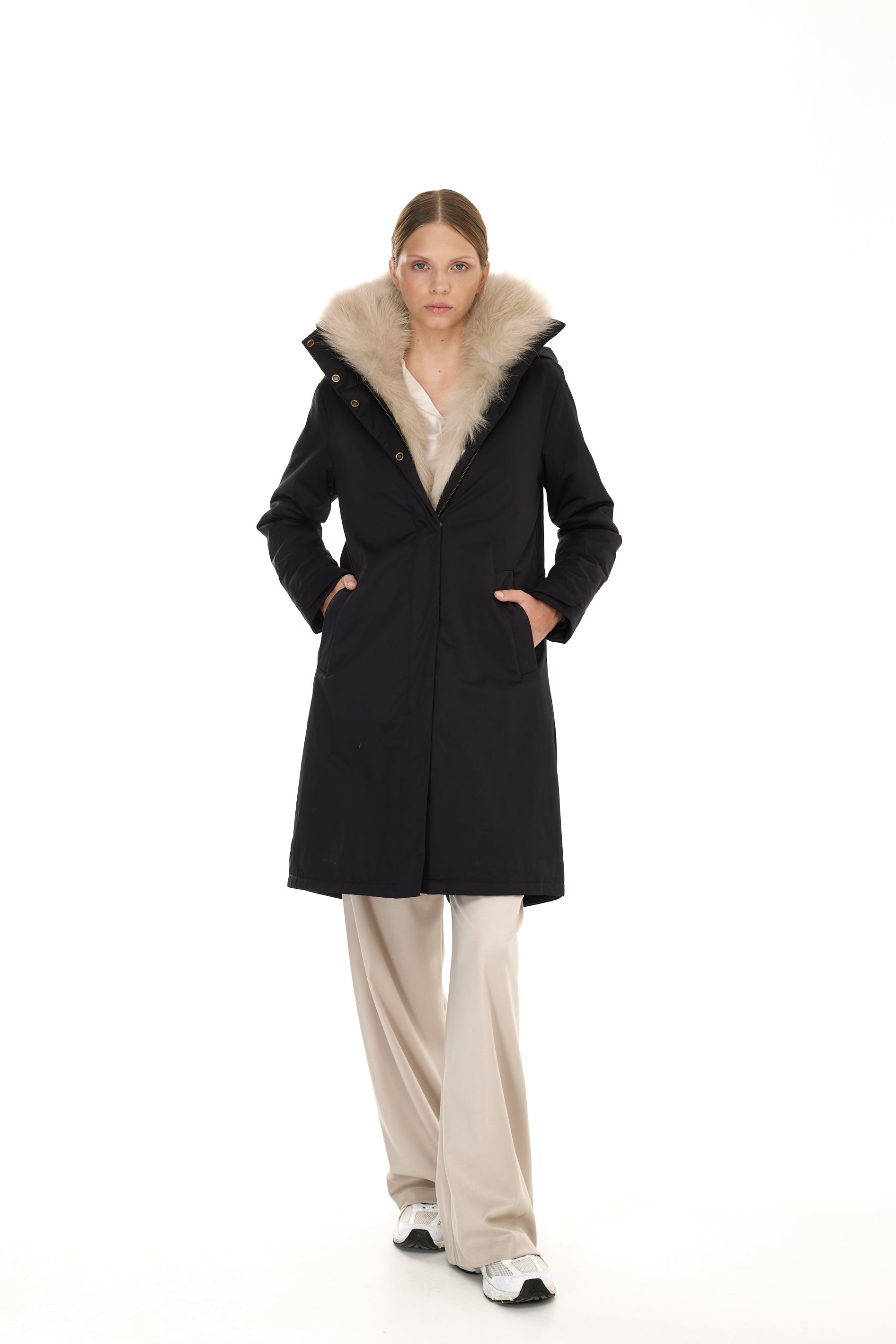 Park X-Long Elegant Beige with high neck and removable fur vest