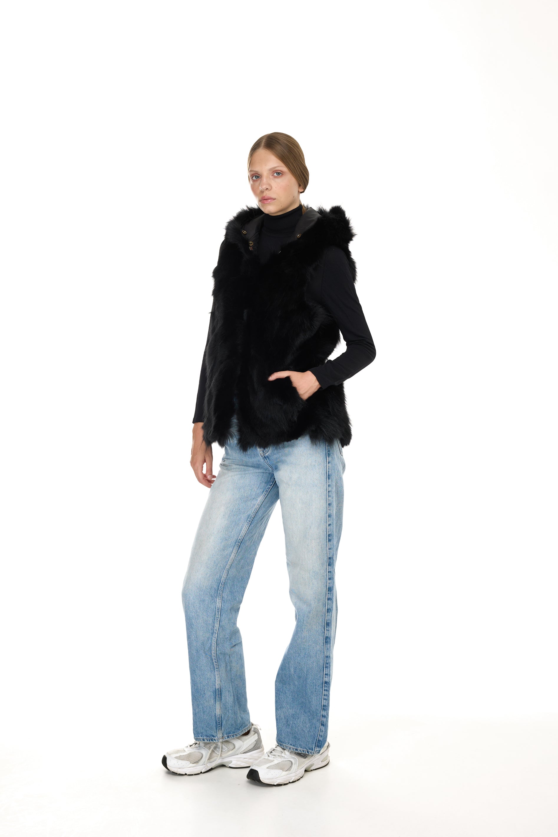 Park Short Urban Black in waterproof cotton mixed with coyote vest