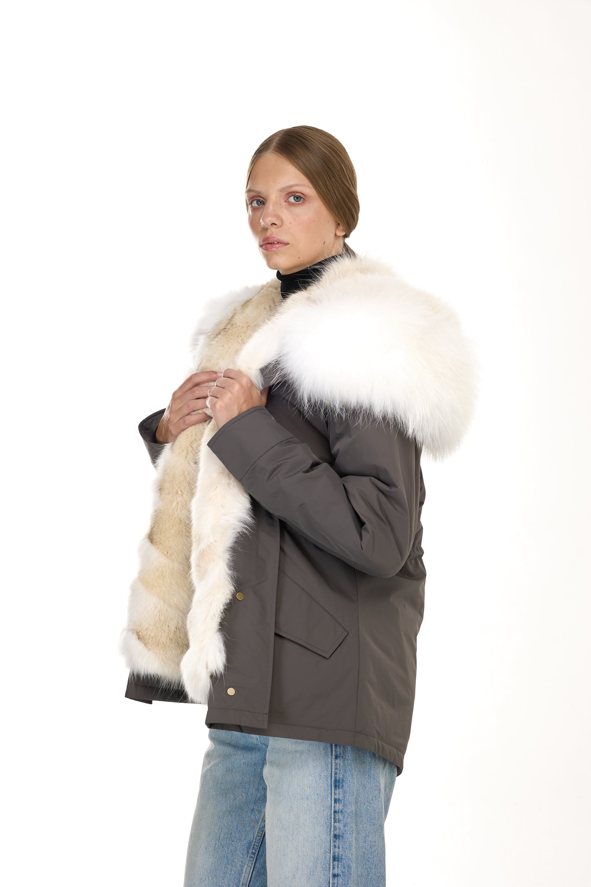 Park Short Urban White in waterproof cotton mixed with coyote vest