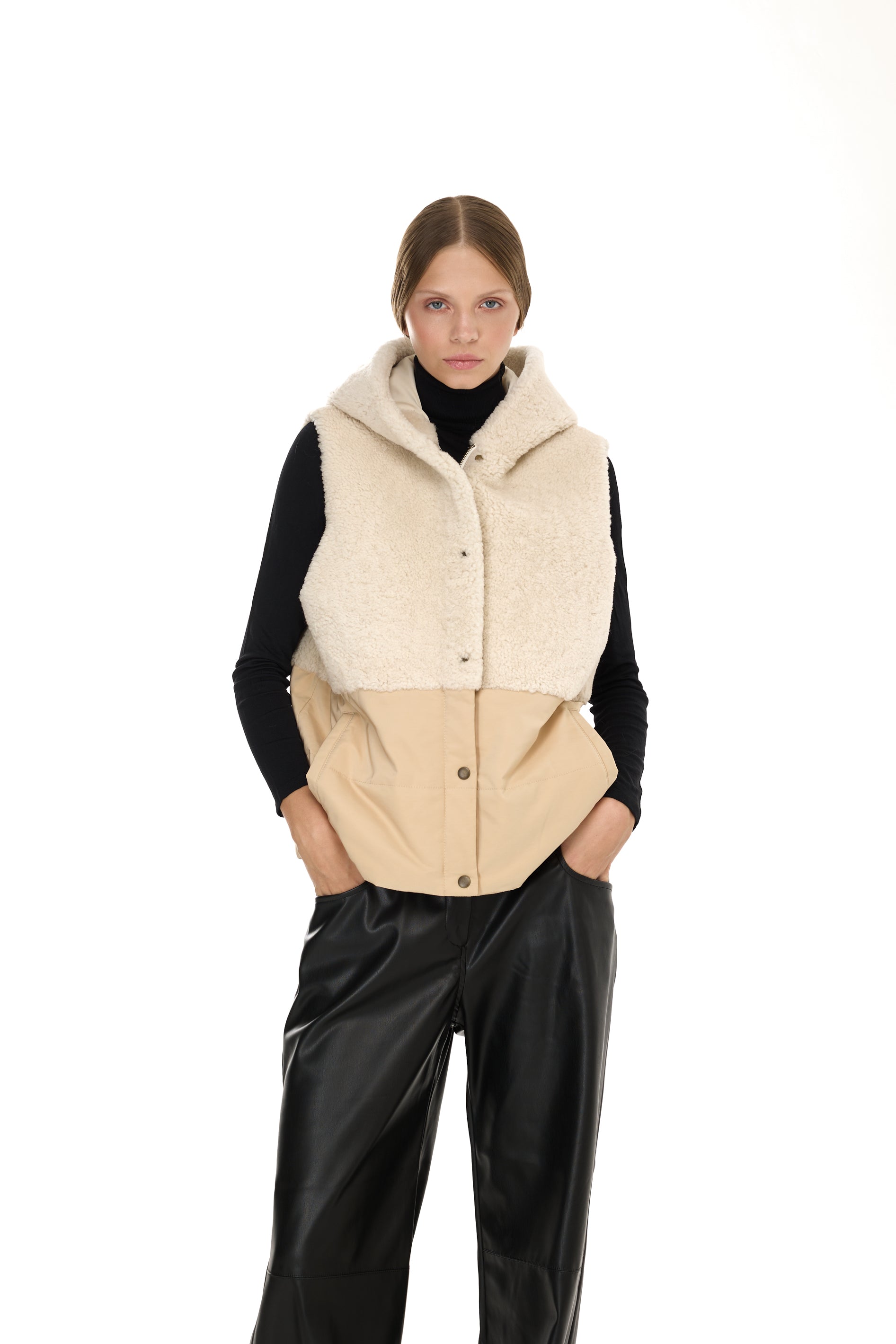 Lamb Ivory - Amorak Italie Hots in Merino Hood