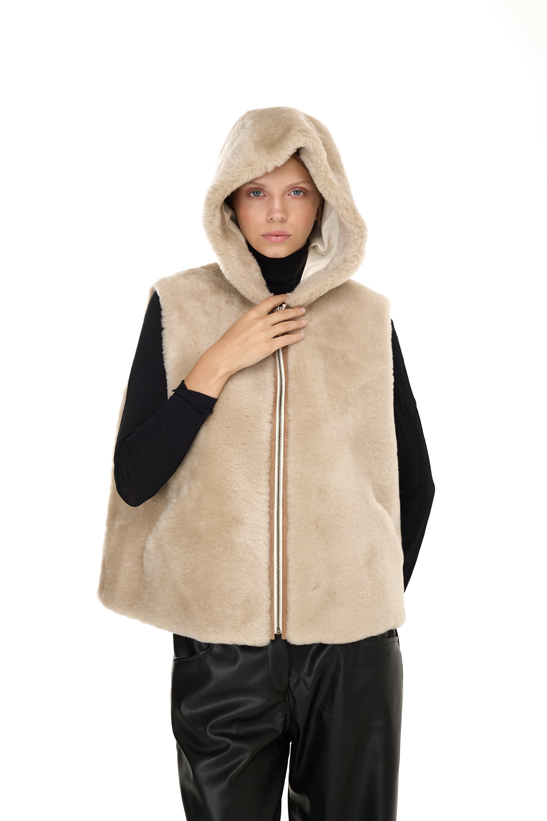 LAMBE BEIGE - Amorak Italie Vest à capuche dans Merino