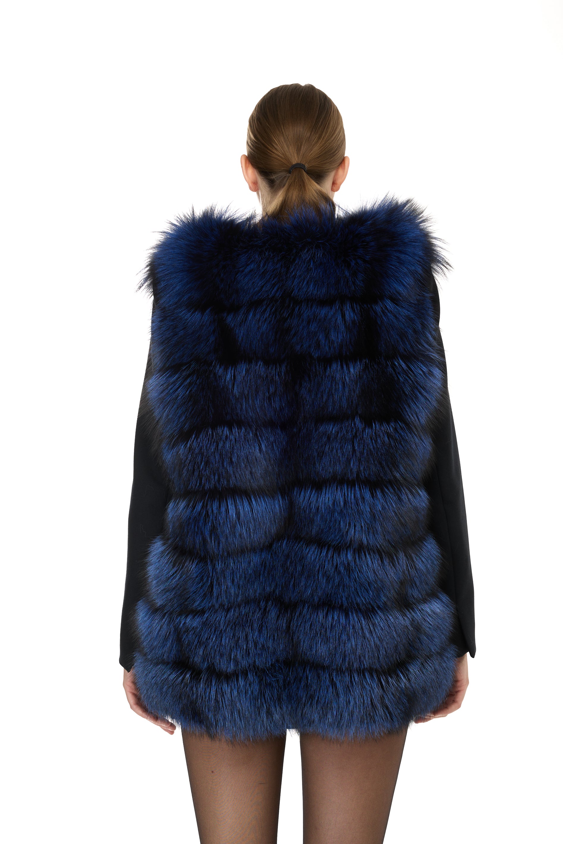 Renard argenté & Gilet en jean – Bleu saphir