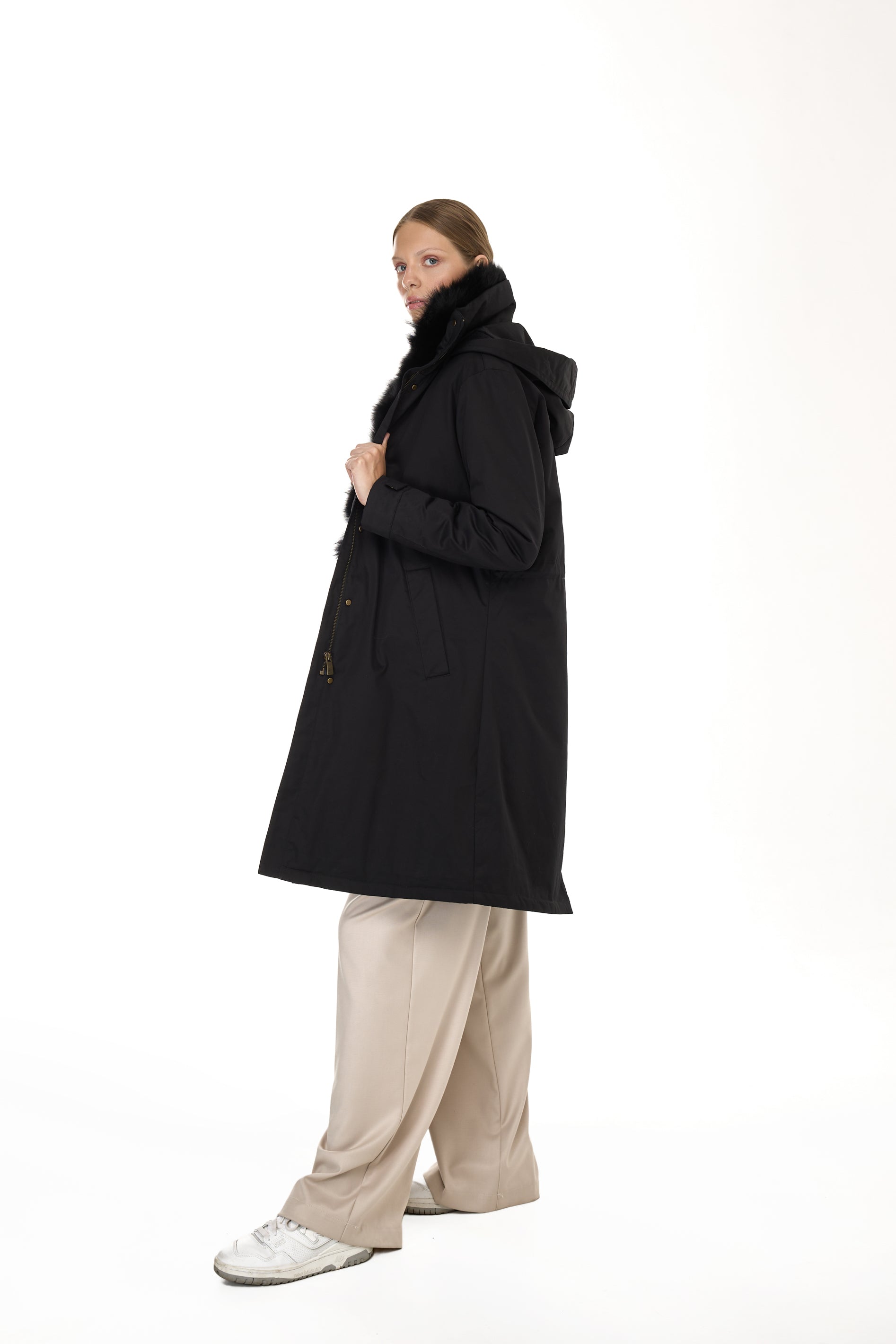 Park X-Long Elegant Black with high collar and removable fur vest
