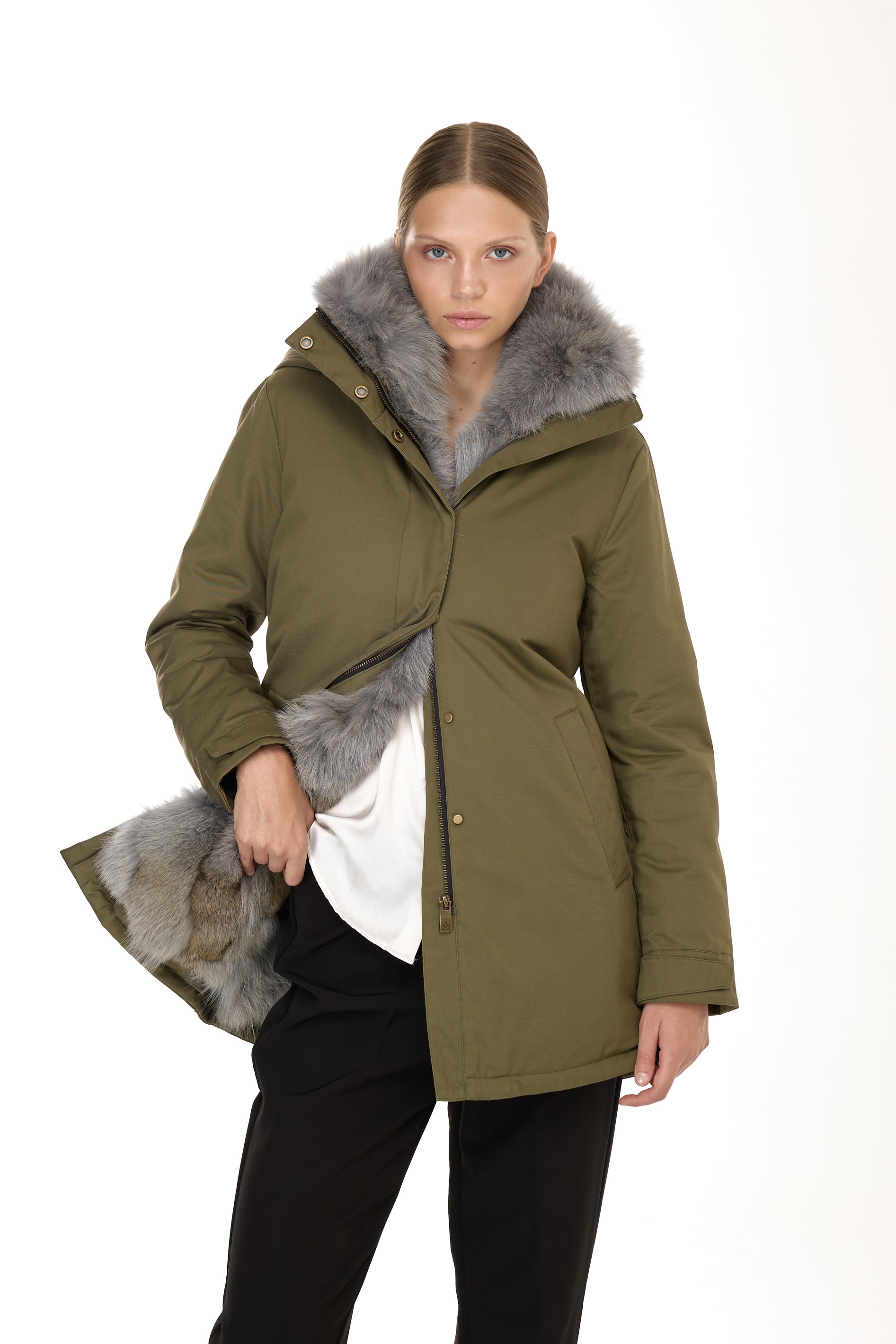 Parka Elegant Elephant Grey avec un col haut et un gilet en fourrure amovible