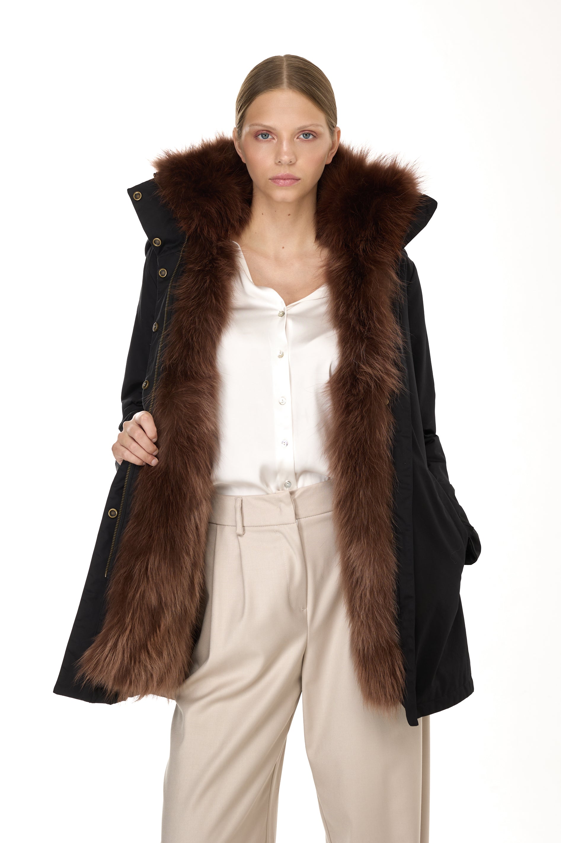 Elegant Brown Parka with high neck and removable fur vest