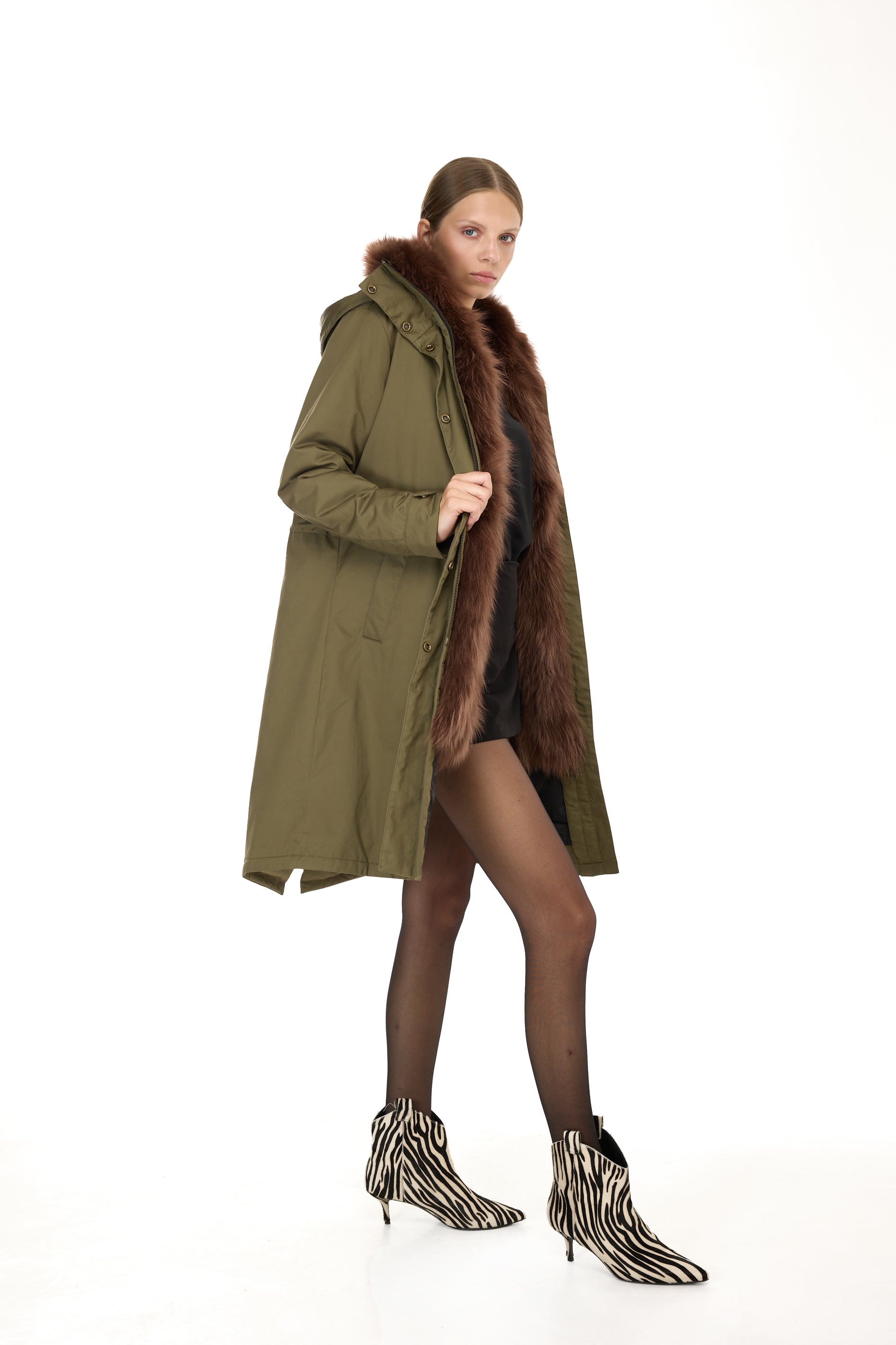 Park X-Long Elegant Brown with high neck and removable fur vest