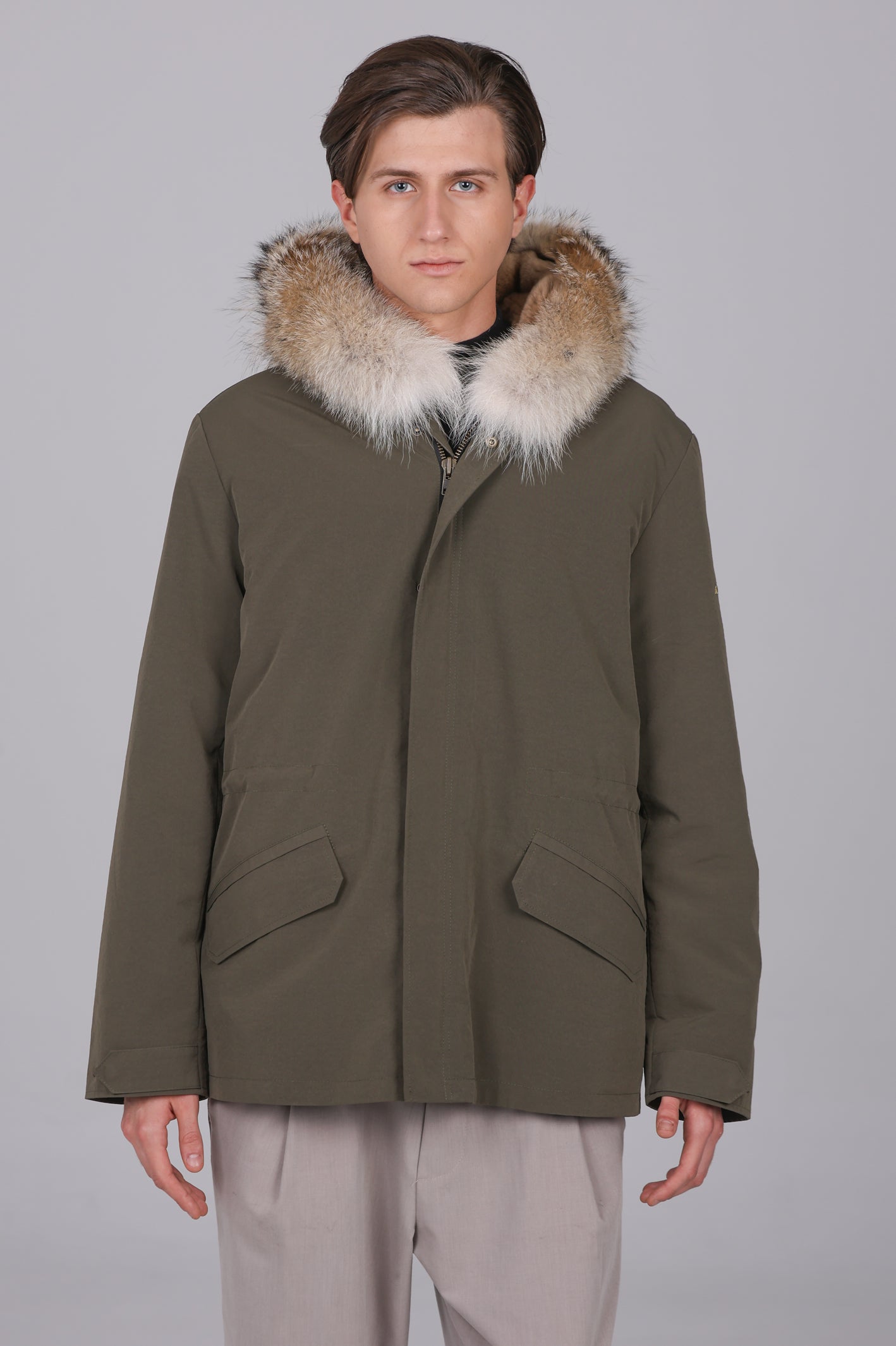 Parka courte imperméable en coton mélangé Coyote et Rex Rabbit