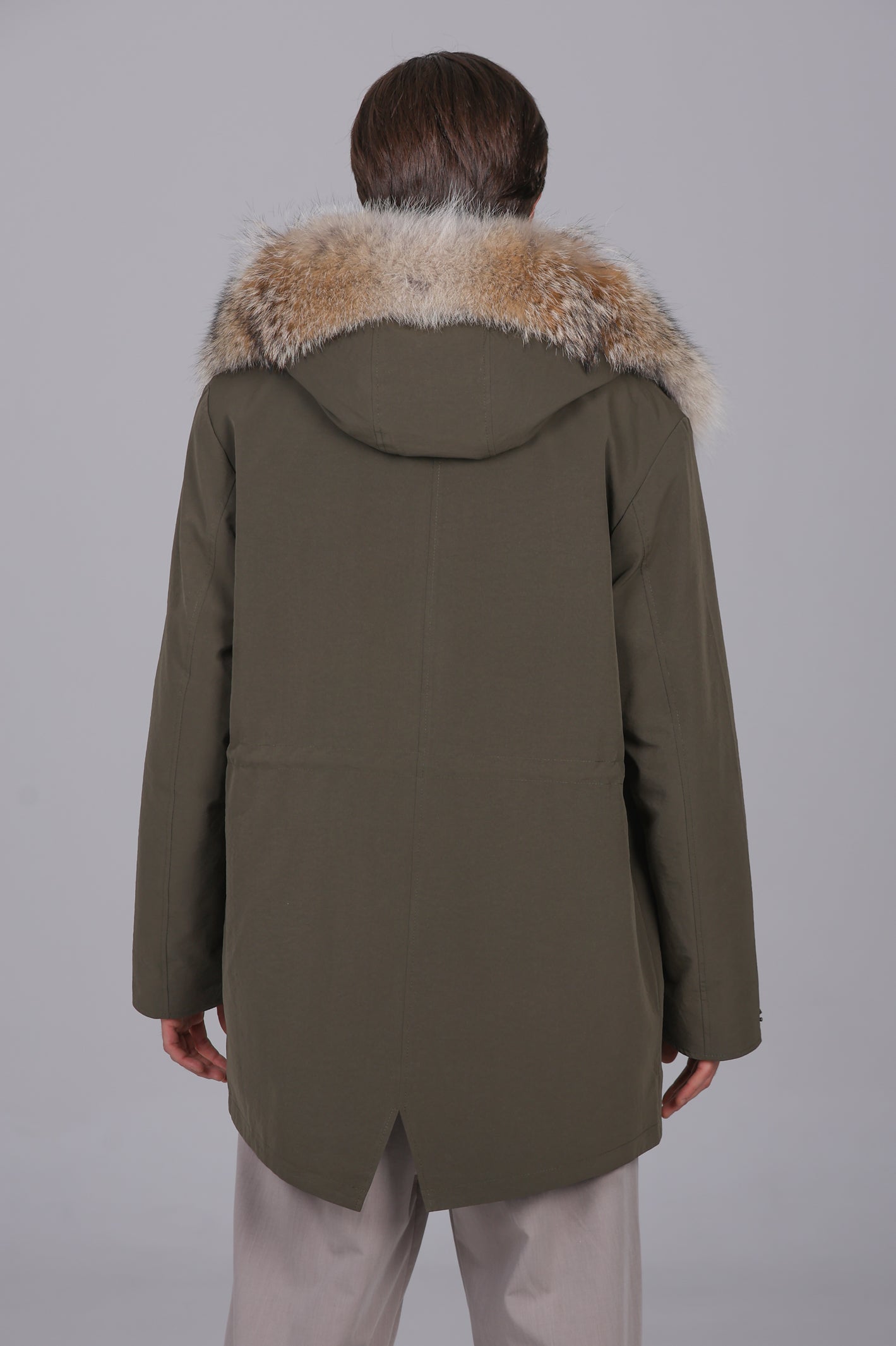 Parka longue en mélange imperméable de coton Coyote et de peau de mouton
