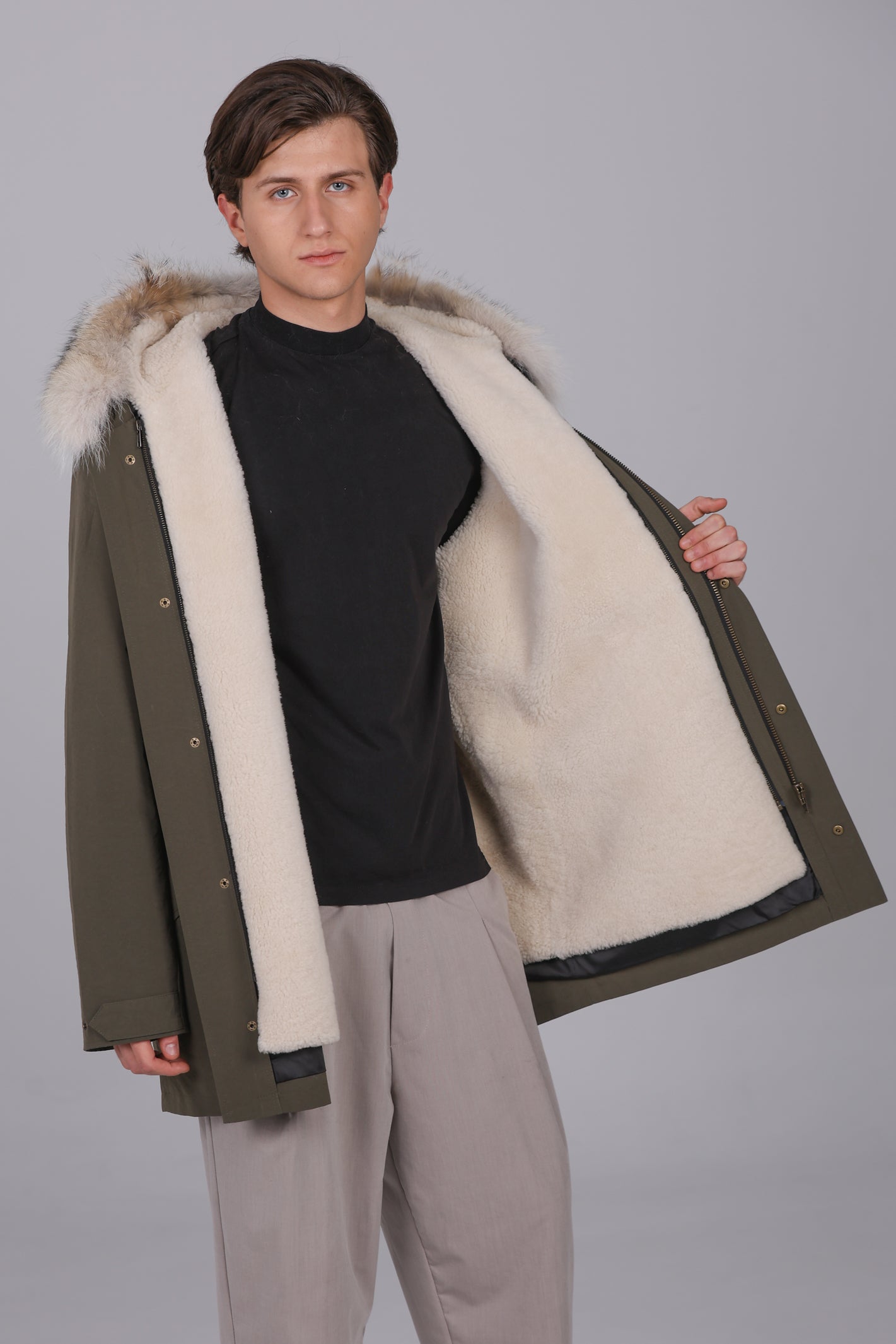 Parka longue en mélange imperméable de coton Coyote et de peau de mouton